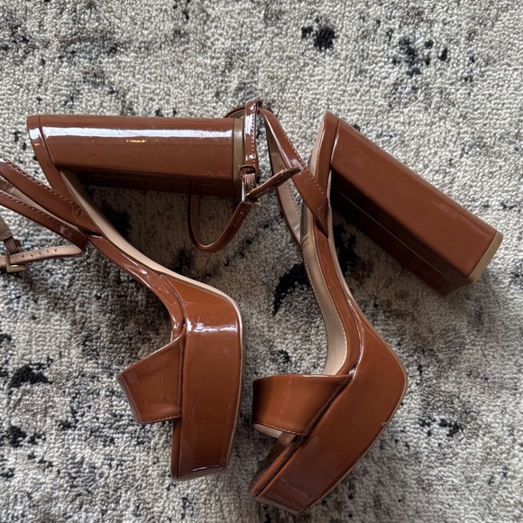 Steve Madden Tan Strappy Platform Heels - Picture 5 of 6